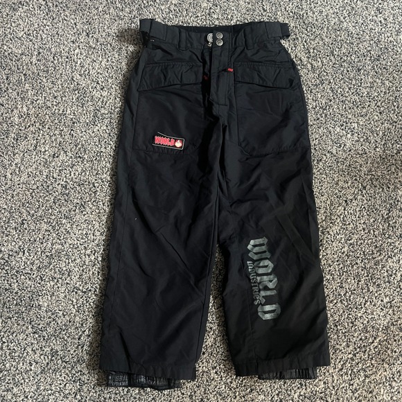 World Industries Other - World Industries Outerwear Blk Snow Pants Youth Medium not insulated adjustable